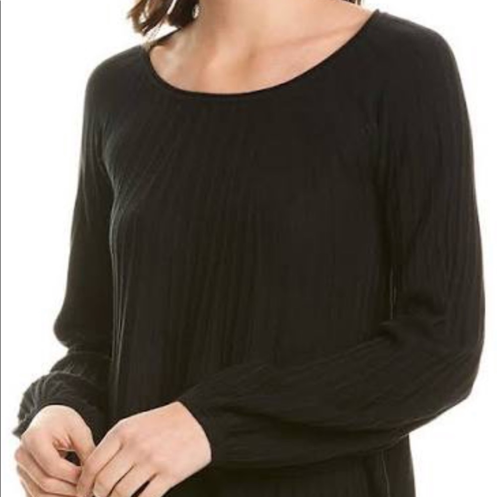 Max Studio Super Soft Pleated Design Sweater!